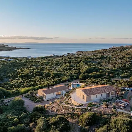 Villa Lysia Trinità dʼAgultu
