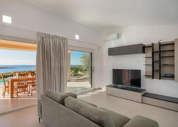 Lysia Villa Trinità dʼAgultu